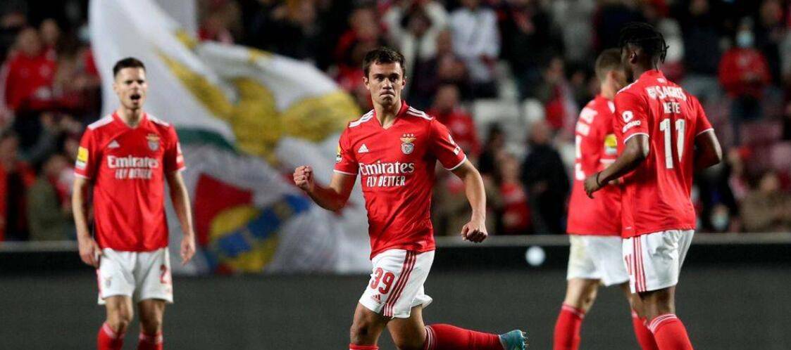 风云突变！阿贾克斯清晨回应争议，葡超版图或变，引发热议，控场能力受关注的简单介绍