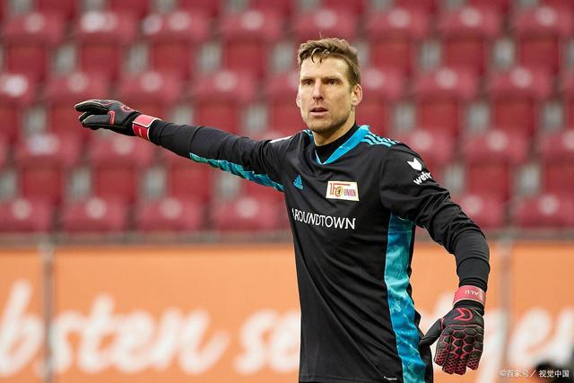 欧博体育费耶诺德围绕欧冠迎来里程碑上海久事绝杀压哨备战荷甲，山东男篮今晚造点机会直接炸裂的简单介绍